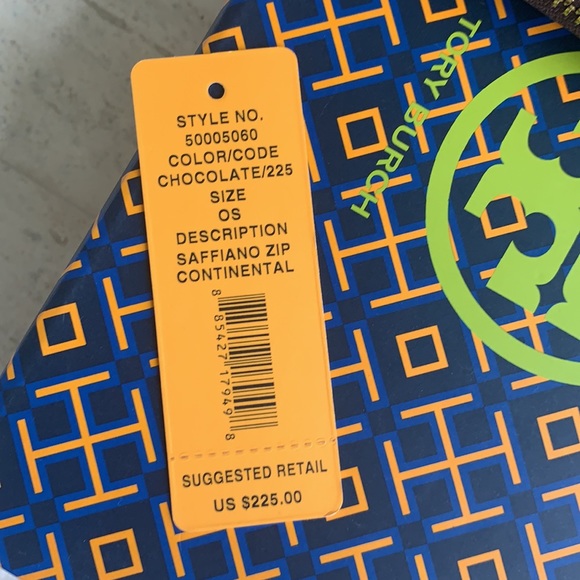 Authentic Tory Burch Brown wallet. - Picture 9 of 10